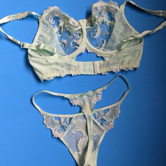 French lingerie with crystal detail - Picture 2 of 4
